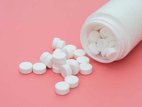 Symbolbild Spahn Paracetamol akuter Behandlungsfall