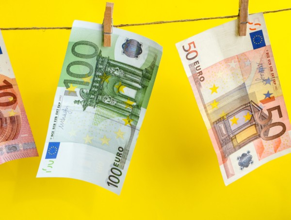 Symbolbild Krankenkassen-Zusatzbeitrag Kurzarbeitergeld steuerfrei Nordrhein