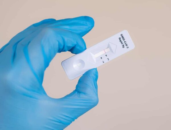 Symbolbild Durchführung Antigentests Apotheke
