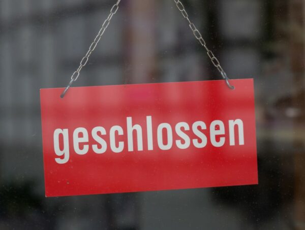 Symbolbild Ostersamstag Apotheke