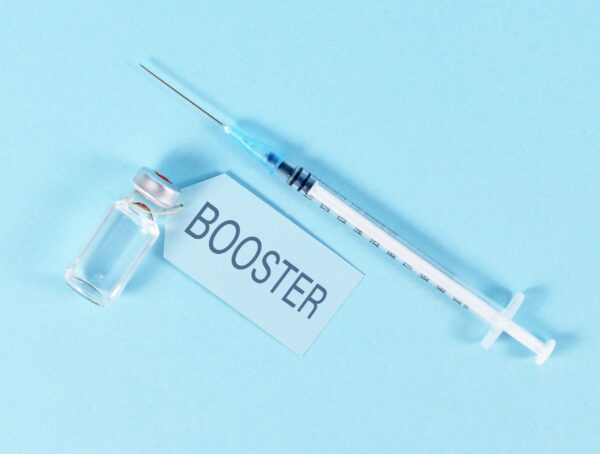 Symbolbild Auffrischimpfung Booster vierte Impfung