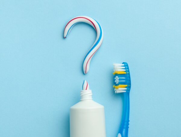 Symbolbild Zahncreme Fluorid