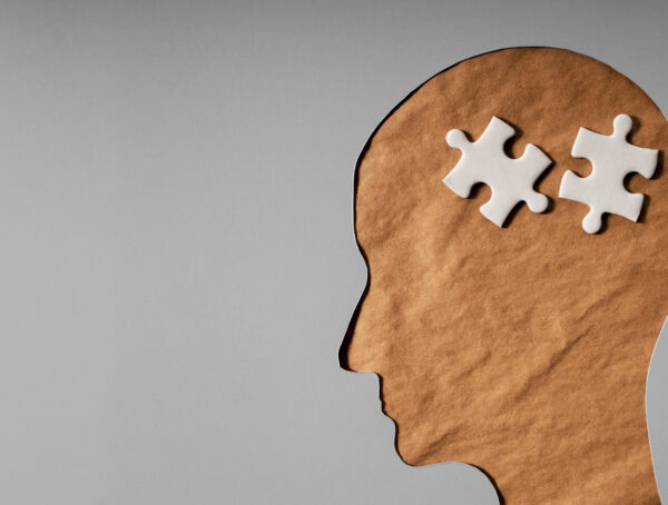 Ambroxol soll nicht nur bei Husten Linderung verschaffen, sondern könnte auch als Gehirnschutz bei Parkinson-Demenz dienen.