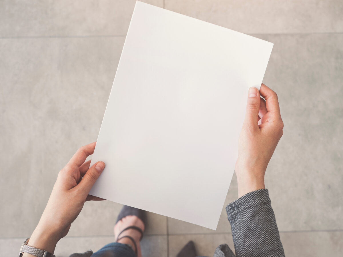 PTA-Gehalt: Was muss im Vertrag stehen?