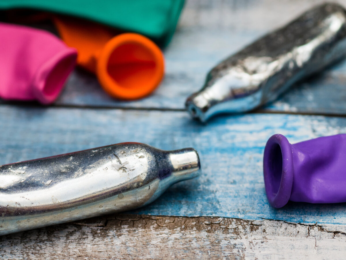 Statt Antidepressiva: Lachgas gegen Depressionen?