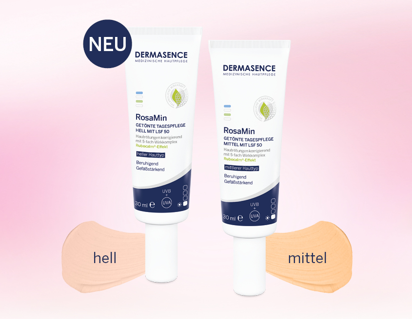 Die Tuben Dermasence RosaMin Getönte Tagespflege mittel mit LSF 50 und Dermasence RosaMin Getönte Tagespflege hell mit LSF 50 vor rosa Hintergrund. Hinter den beiden Tuben befindet sich jeweils ein Farbbeispiel zum entsprechenden Hauttyp mittel und hell.